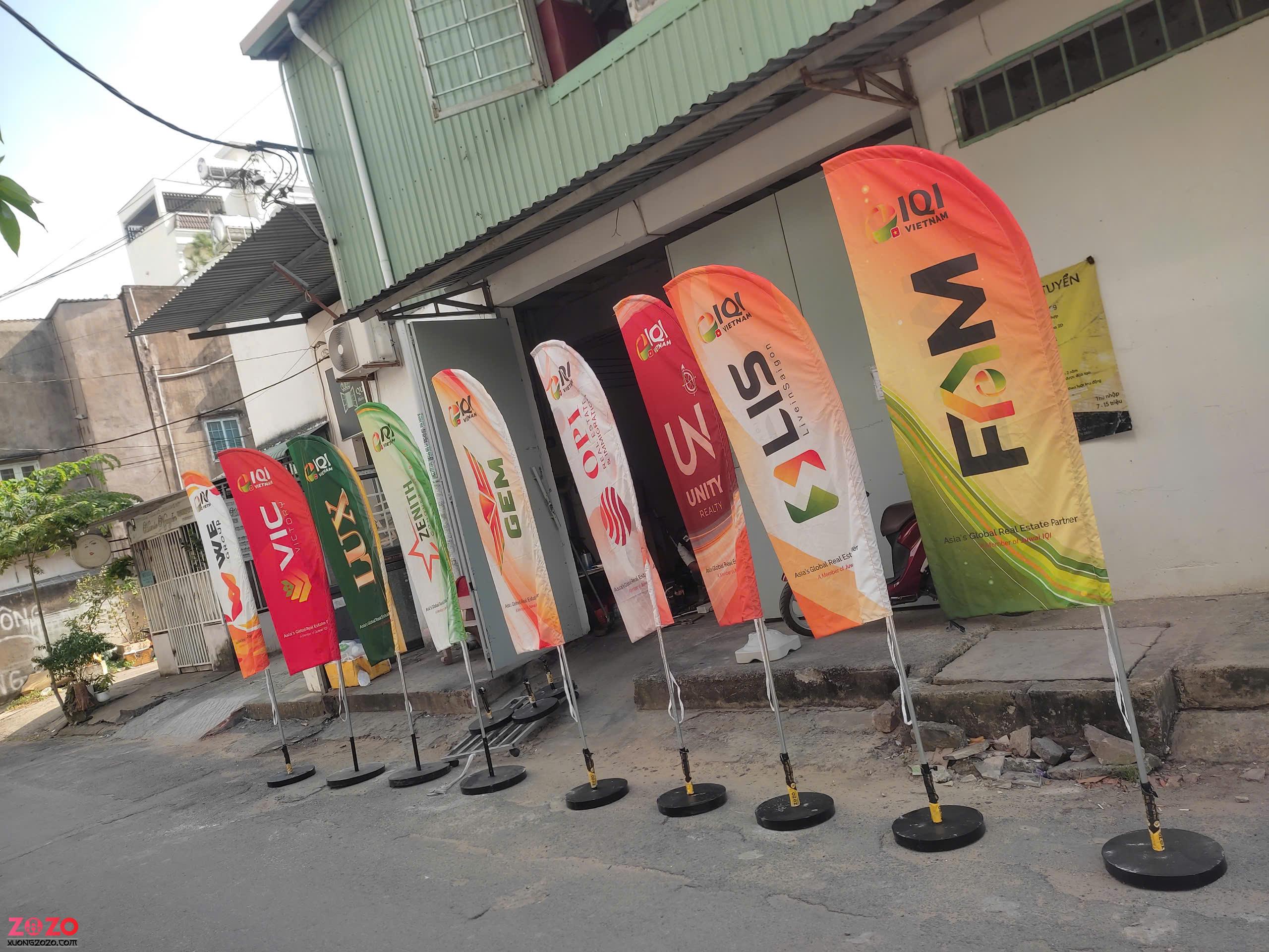 Standee chân sắt, làm standee formex tại HCM