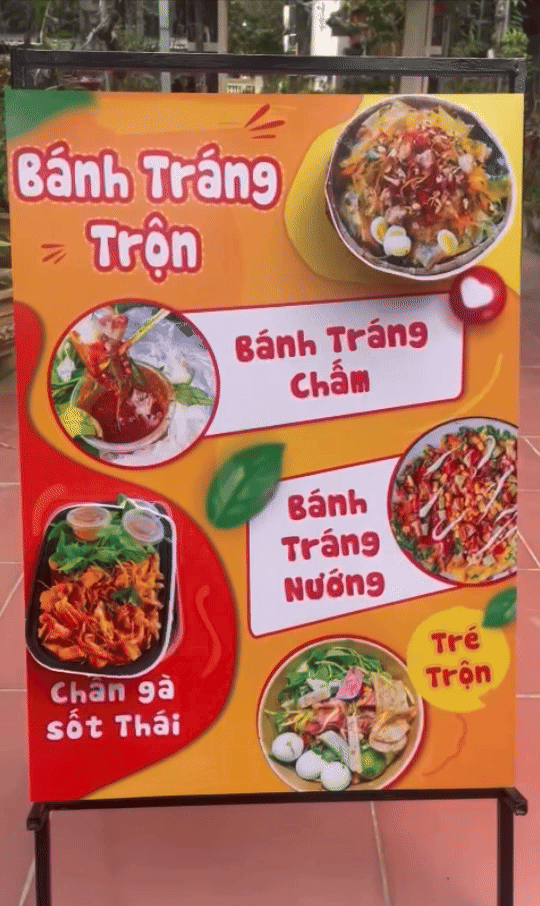 Xưởng ZOZO sản xuất bảng quảng cáo lúc lắc ngộ nghĩnh